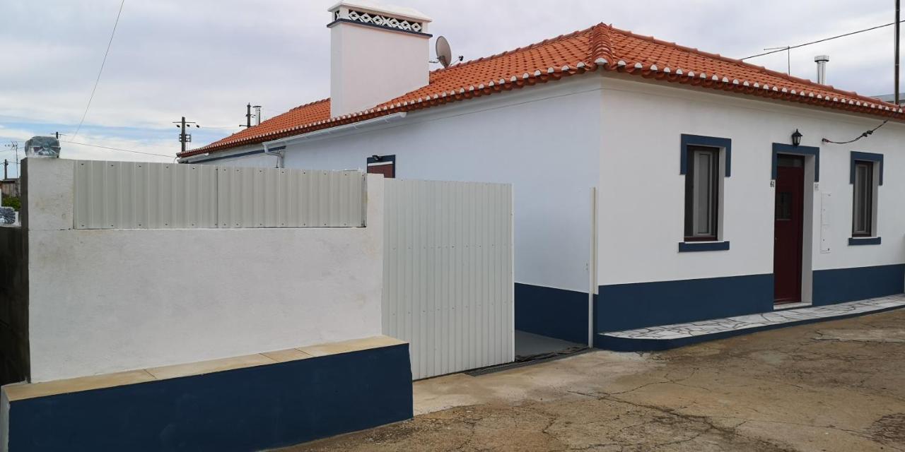 Вилла Casa Na Aldeia Эштремош Экстерьер фото